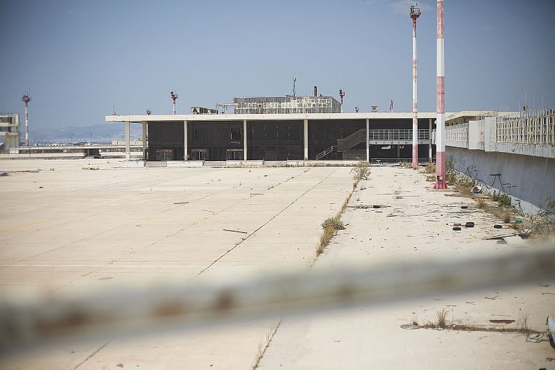 Der verlassene Flughafen Athen-Ellinikon.