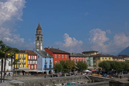 Eine kleine Ortschaft im Tessin.